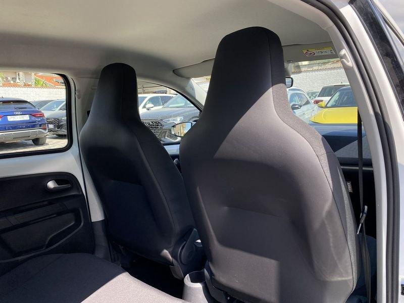 Volkswagen up! 1.0 Move Up! 65CV