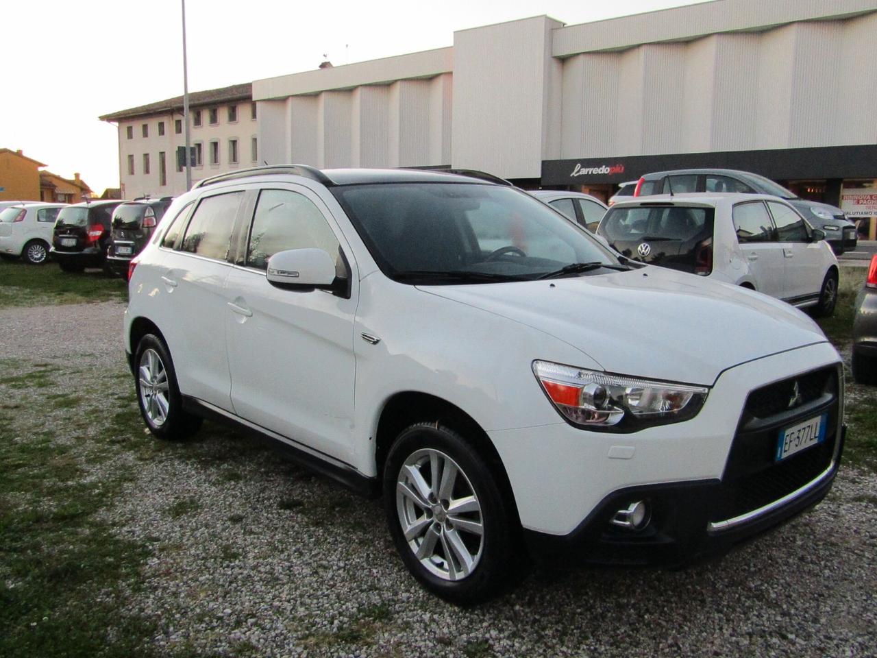 Mitsubishi ASX 1.6 2WD Intense Panoramic