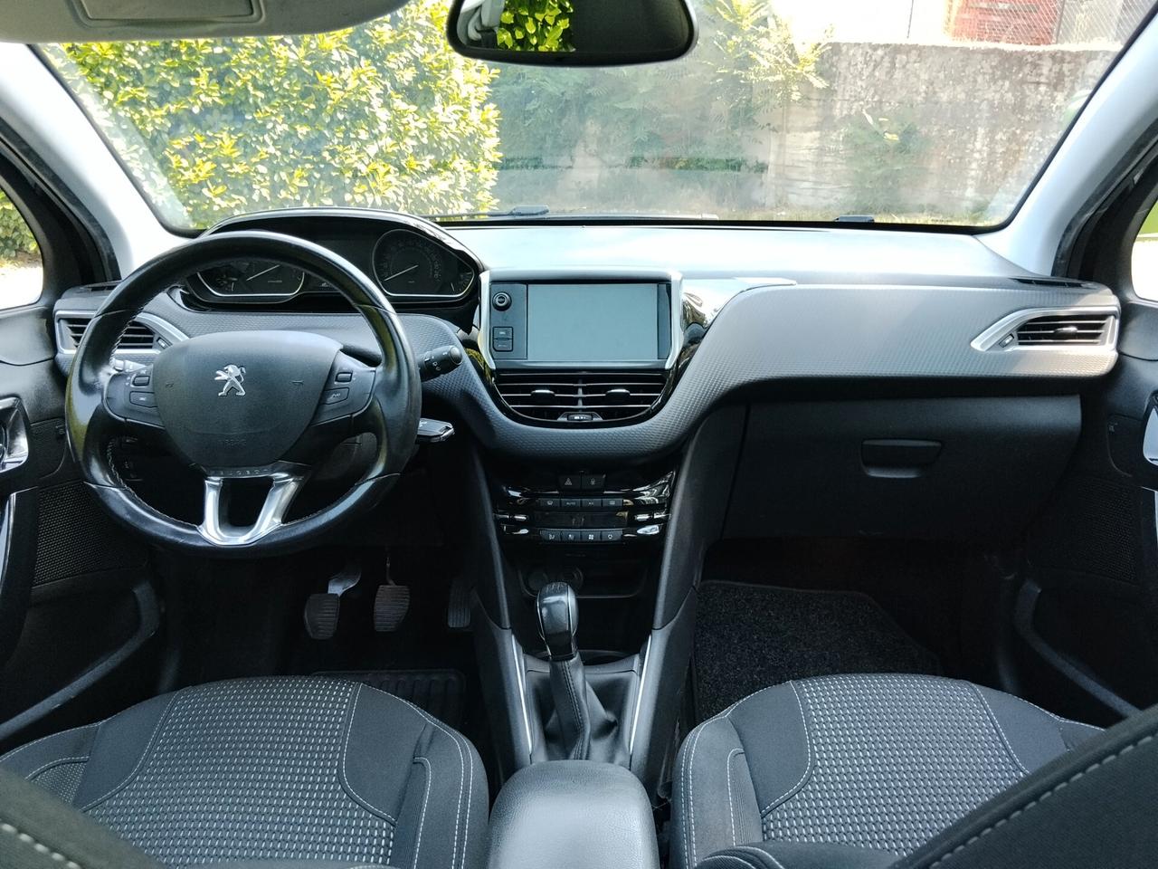 Peugeot 208 1.2 5 porte Allure