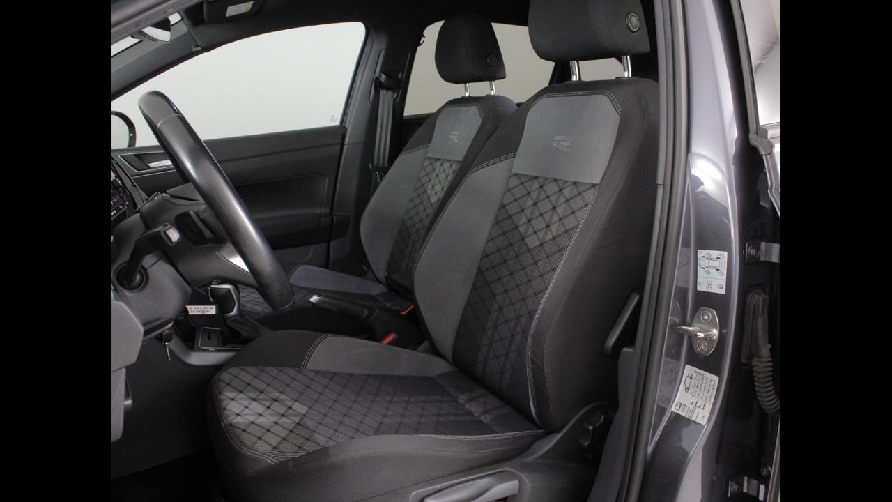 VOLKSWAGEN Taigo - Taigo 1.0 tsi R-Line 110cv dsg
