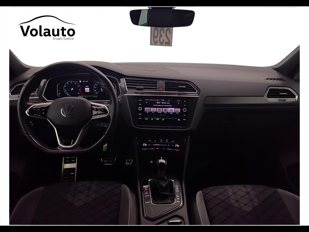 VOLKSWAGEN Tiguan II 2021 - Tiguan 1.5 tsi R-Line 150cv dsg