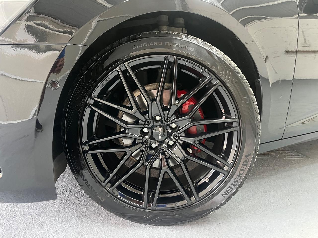 AUDI A6 QUATTRO S-TRONIC