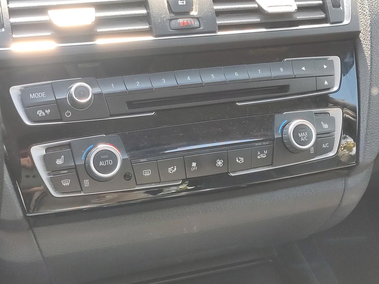 Bmw 118 116d 5p. Urban