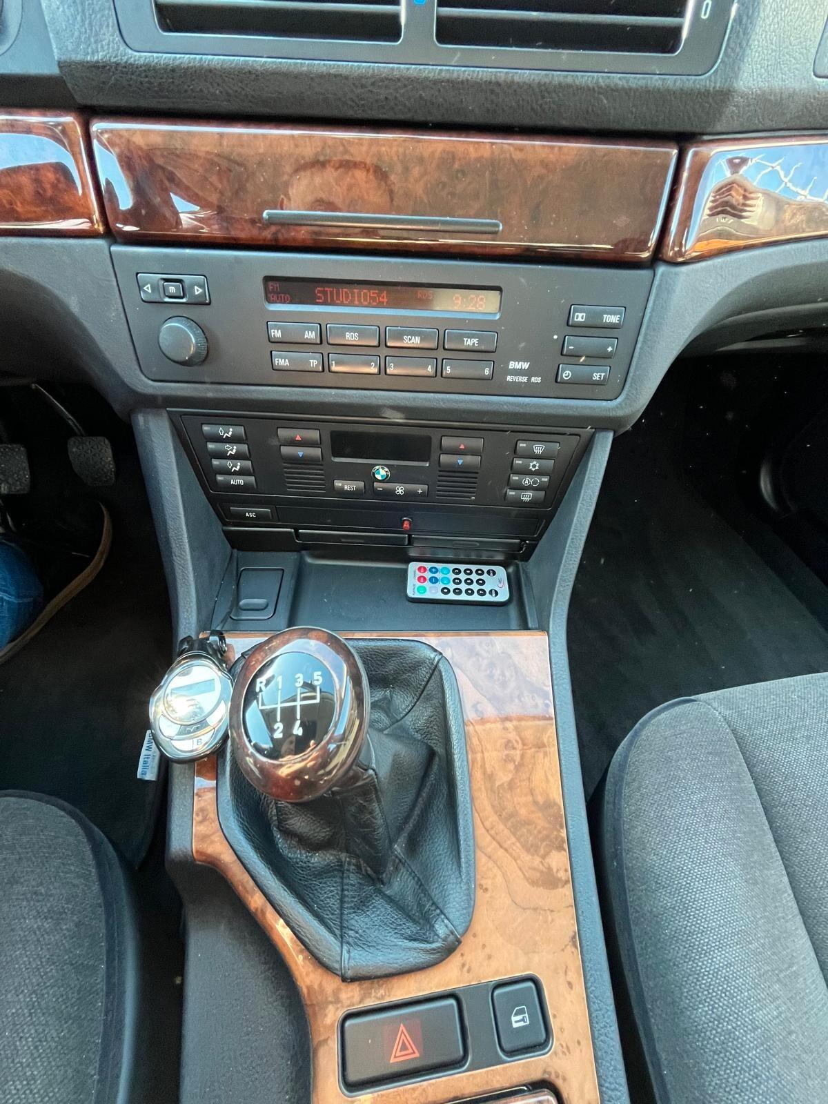 Bmw 520 520i 24V cat