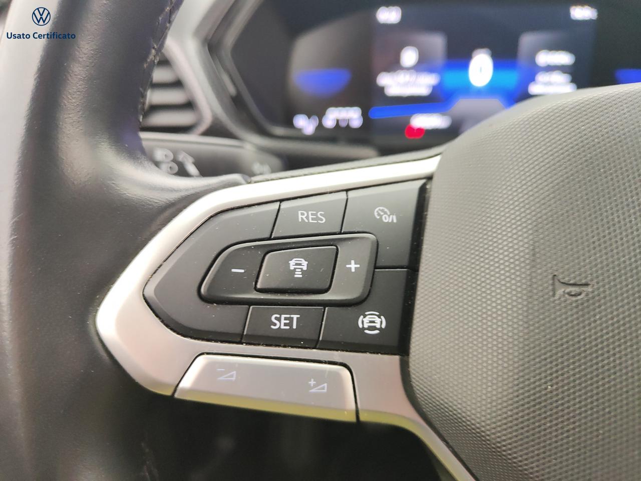 VOLKSWAGEN T-Cross - T-Cross 1.0 TSI Sport