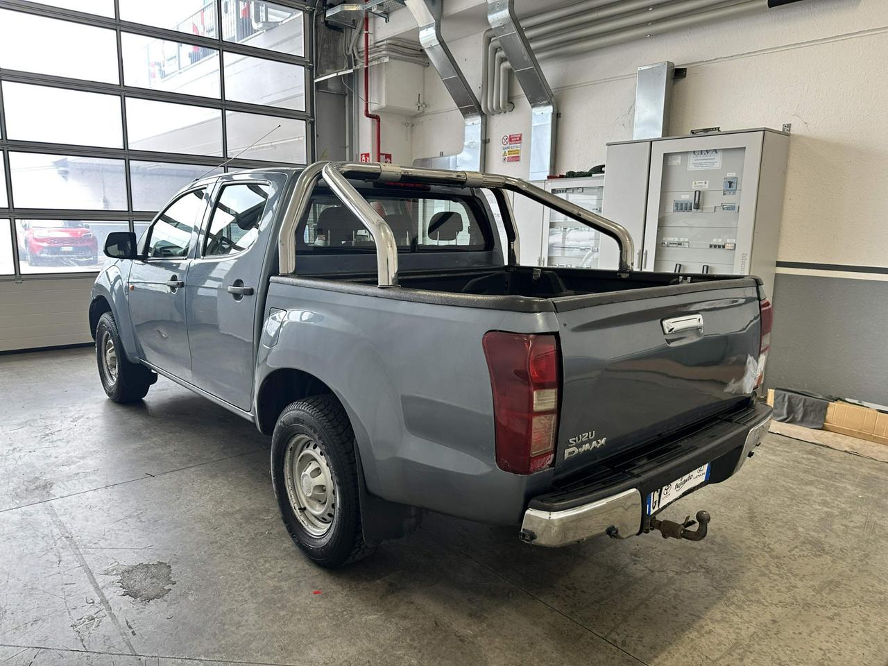 Isuzu Double Cab 2.5d 163cv 6m
