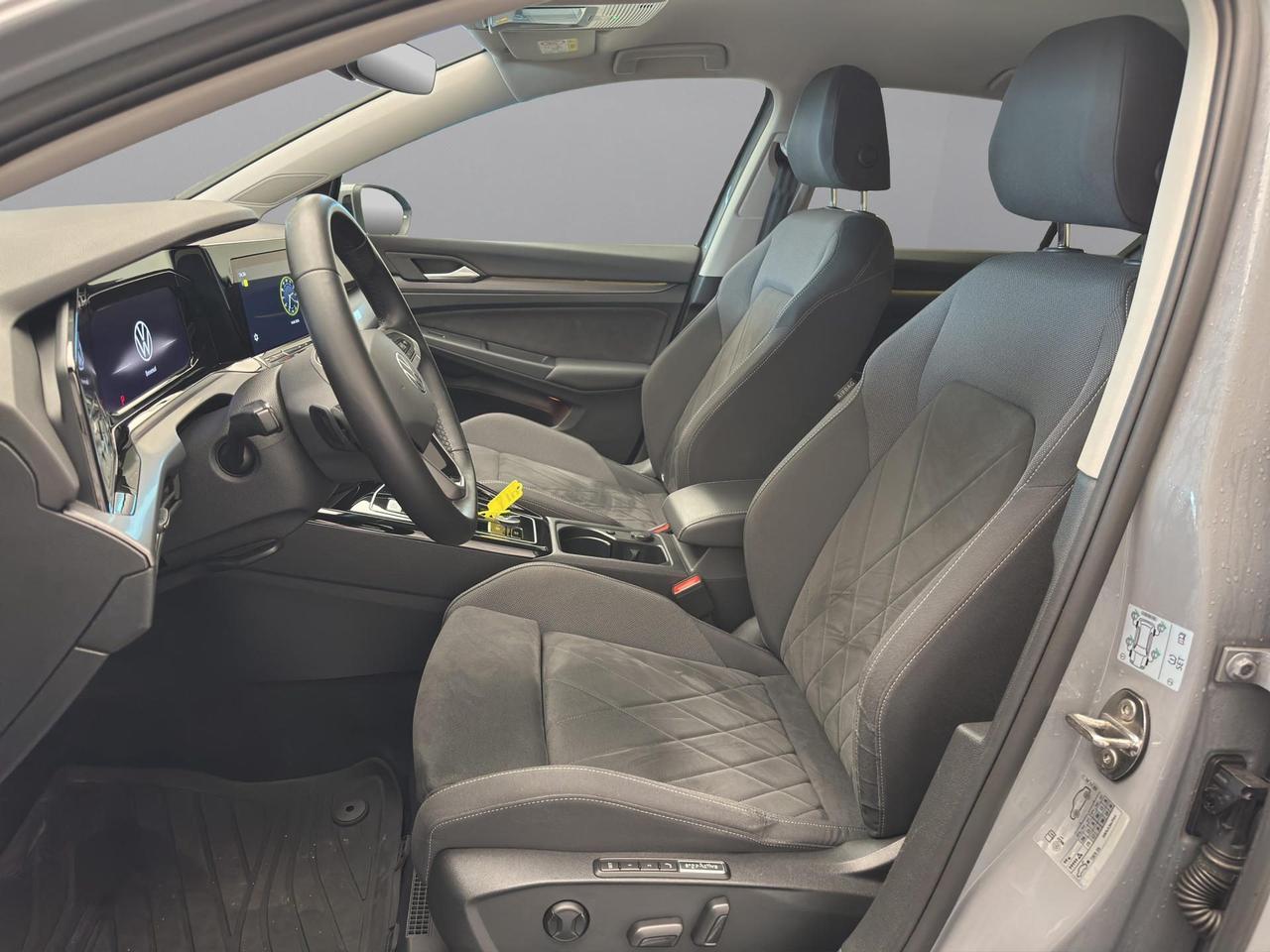 Volkswagen Golf 1.5 etsi evo Style 130cv dsg