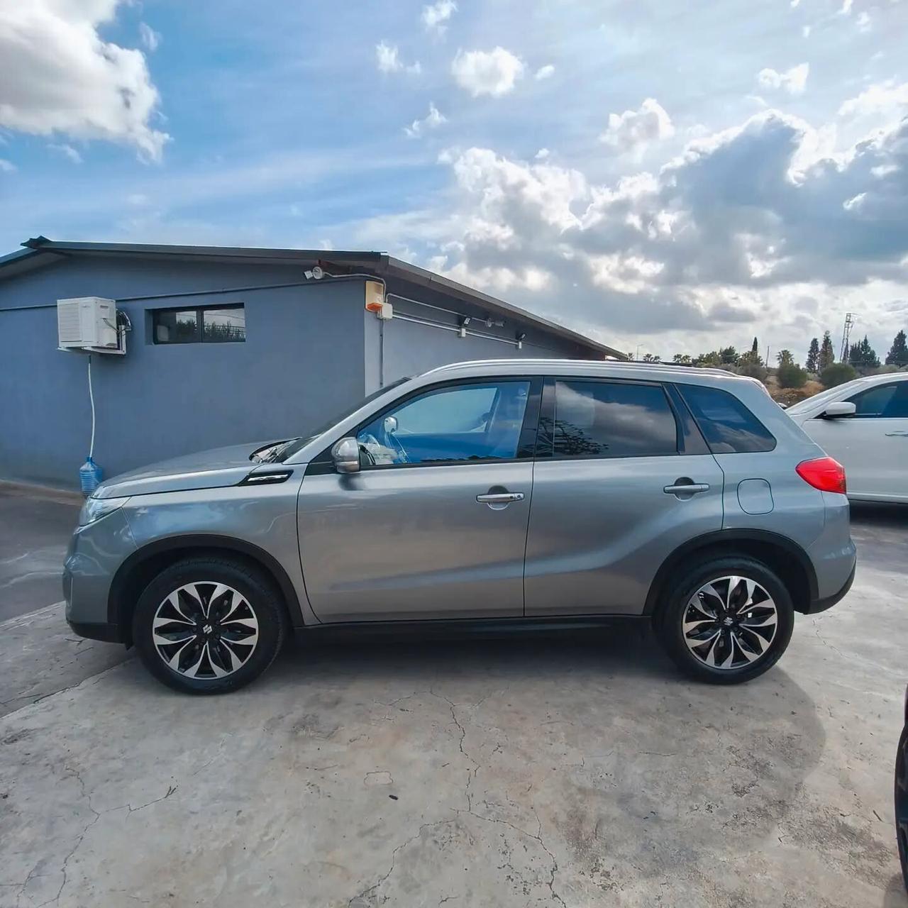 Suzuki Vitara 1.6 DIESEL 120CV 4X4 FULL OPTIONAL