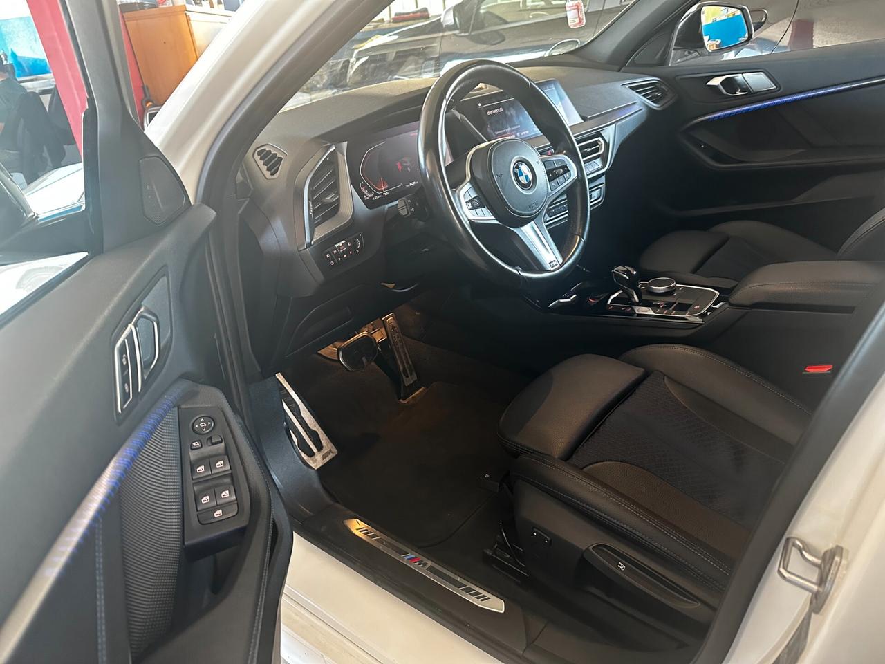Bmw 120 120d 5p. Msport