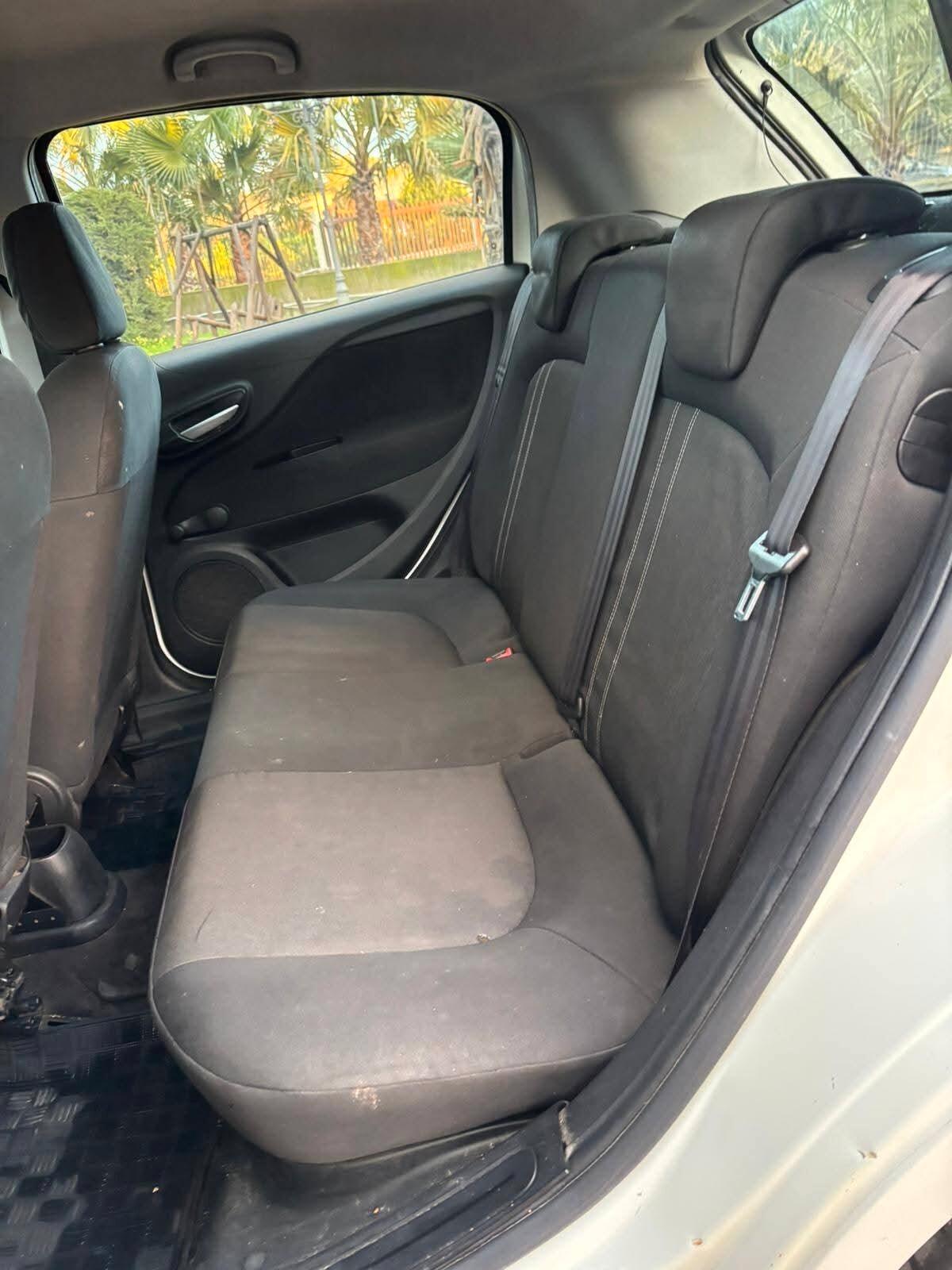 Fiat Punto 1.3 MJT II 75 CV 5 porte Street