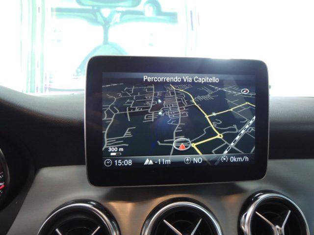 MERCEDES-BENZ GLA 200 d Automatic Premium AMG Line