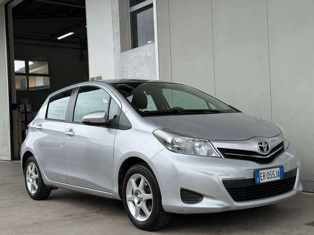 Toyota Yaris Yaris III 2011 5p 1.0