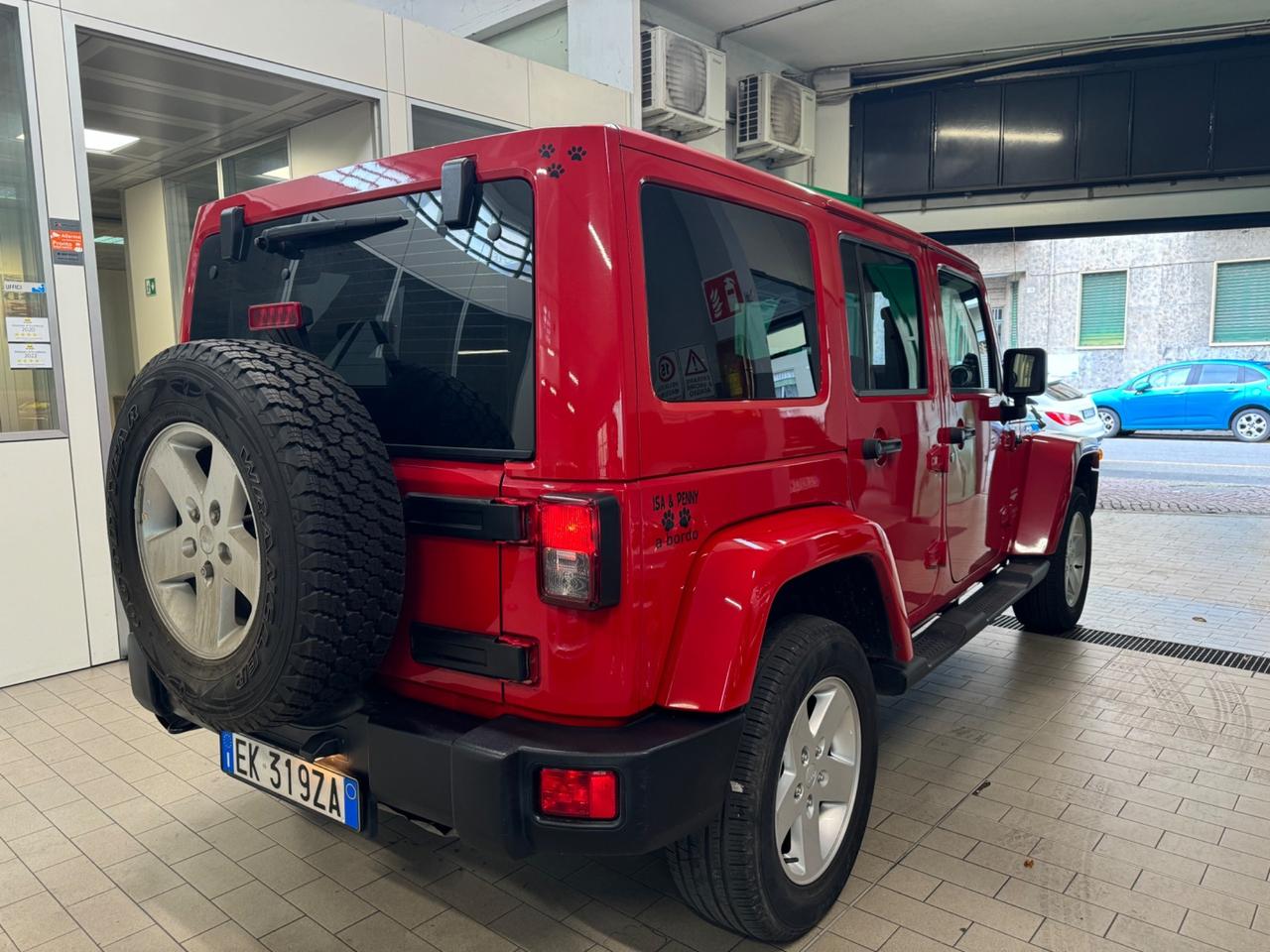 Jeep Wrangler Unlimited 3.8 Sahara 5 porte