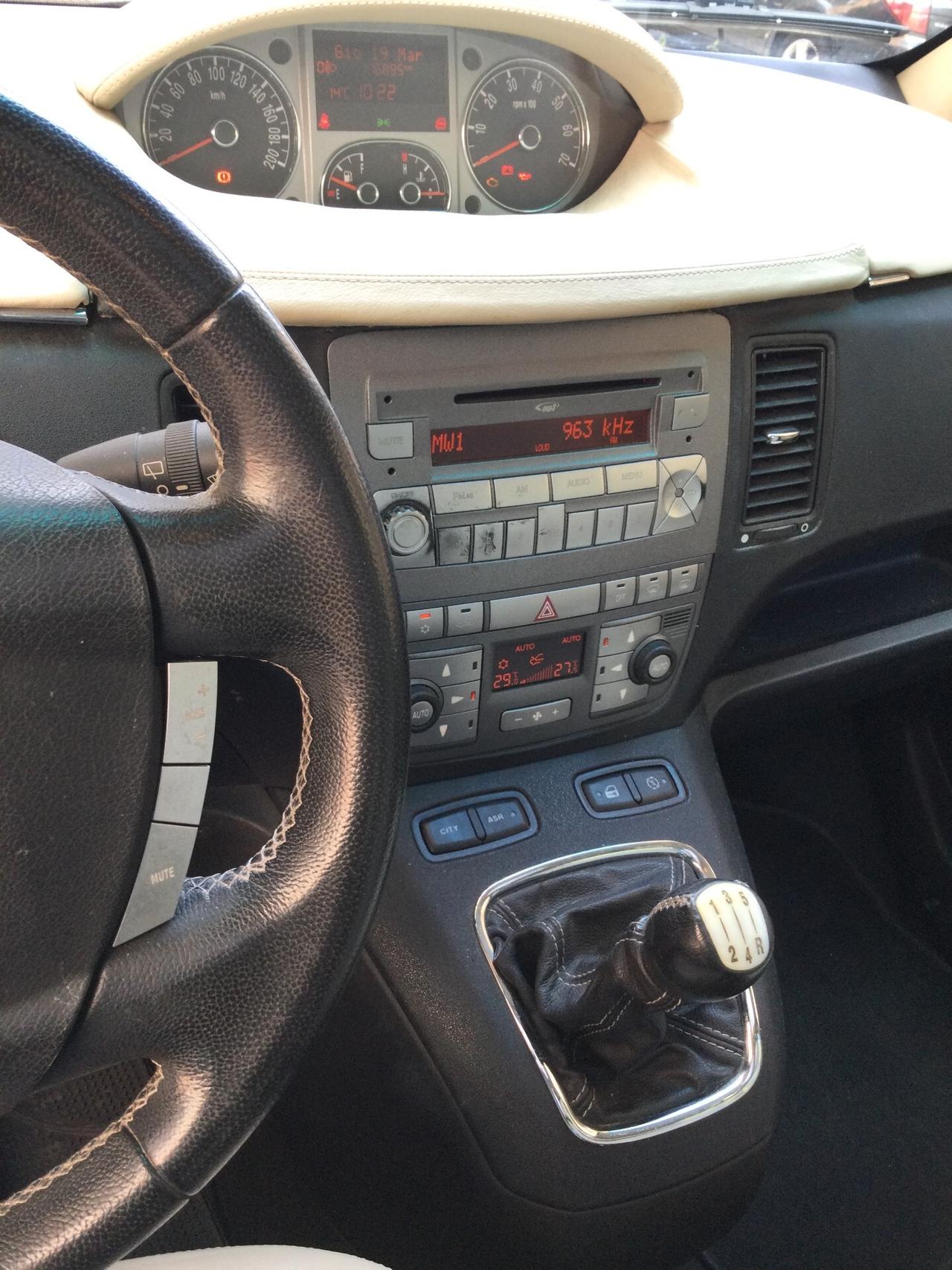 Lancia MUSA 1.3 Mjt 95 CV 5th Avenue