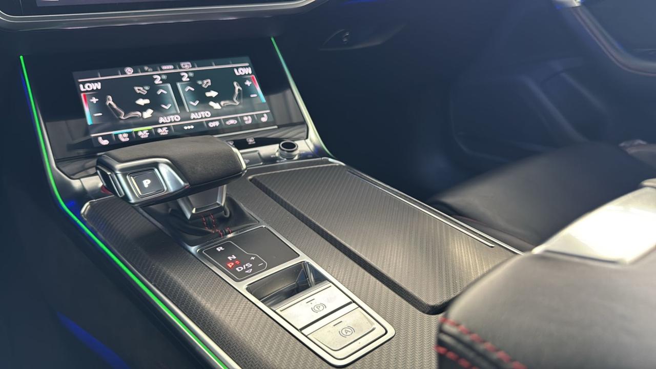 Audi A6 RS 6 Avant 4.0 TFSI V8 quattro tiptronic Performance