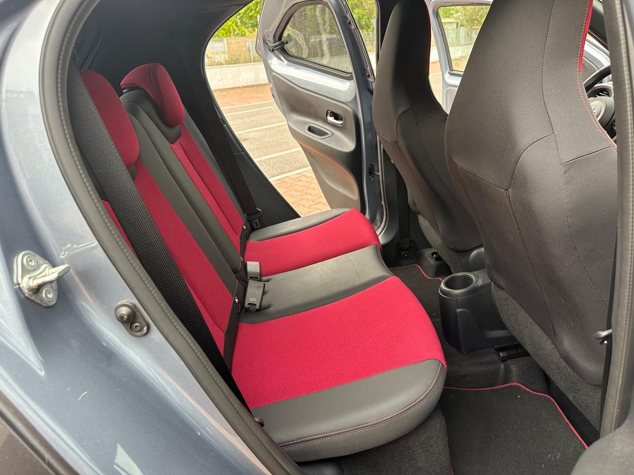 Toyota Aygo X Undercover Jun Takahashi *5.000 Esemplari