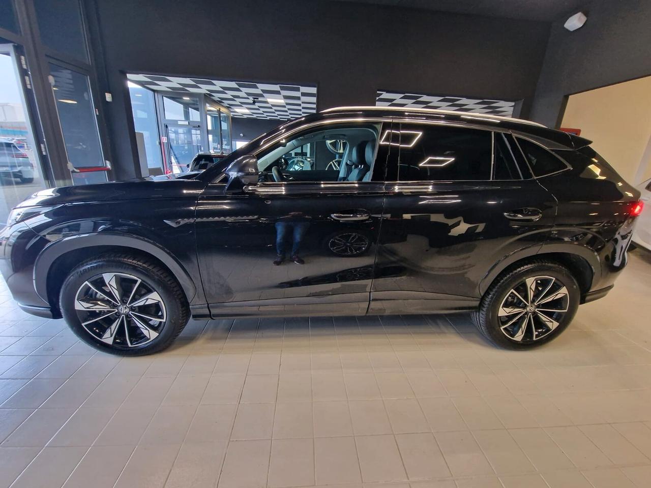MG HS (2022-2025) HS 1.5T-GDI AT Luxury