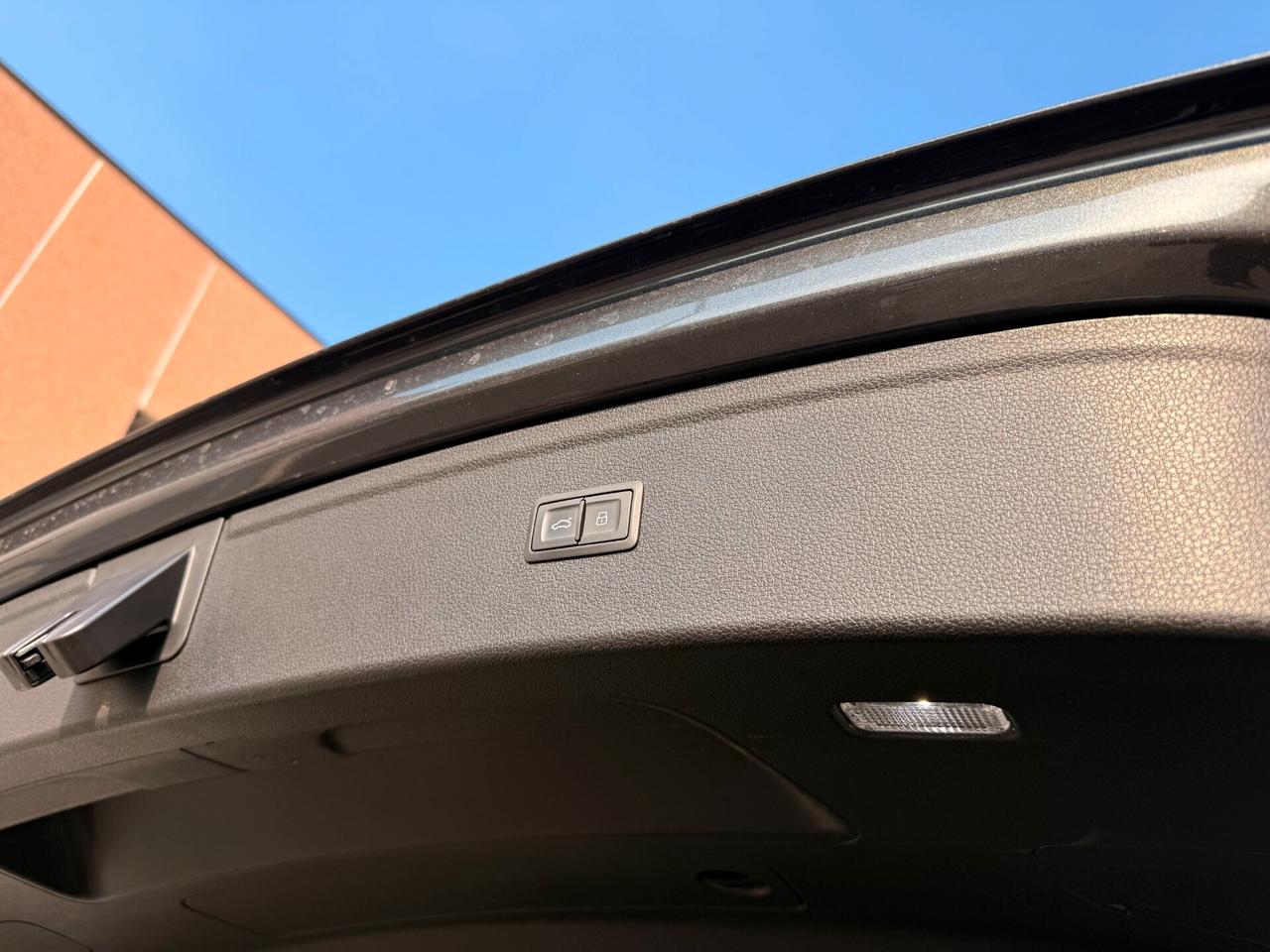 Audi Q5 40 TDI quattro S tronic Sport | 12 MESI GARANZIA