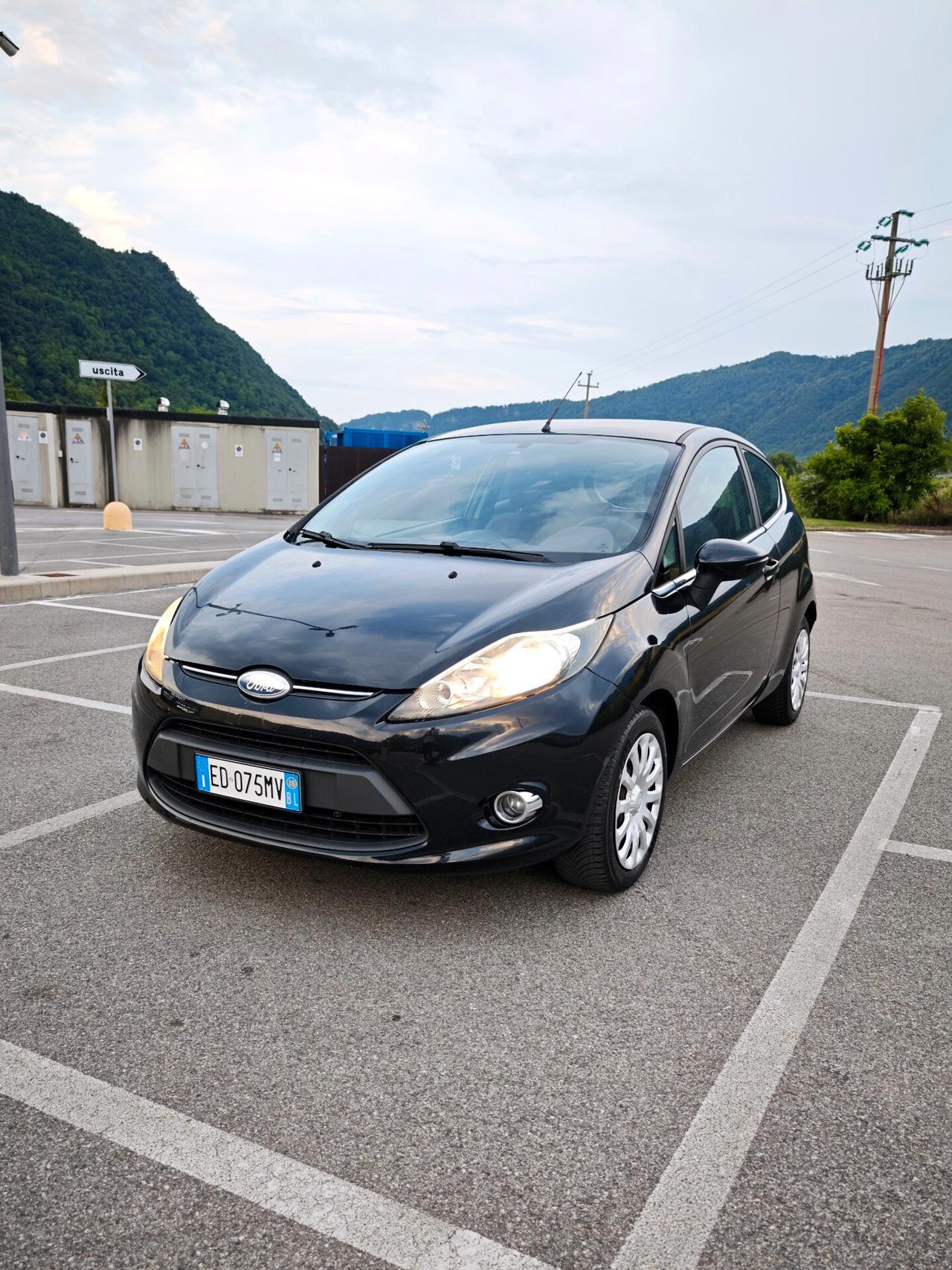 Ford Fiesta 1.4 TDCi 68 CV - 50 KW - PERFETTA -