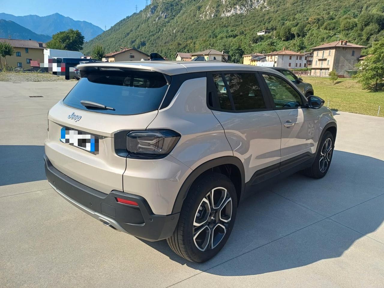 Jeep Avenger 1.2 Turbo 100 CV Summit