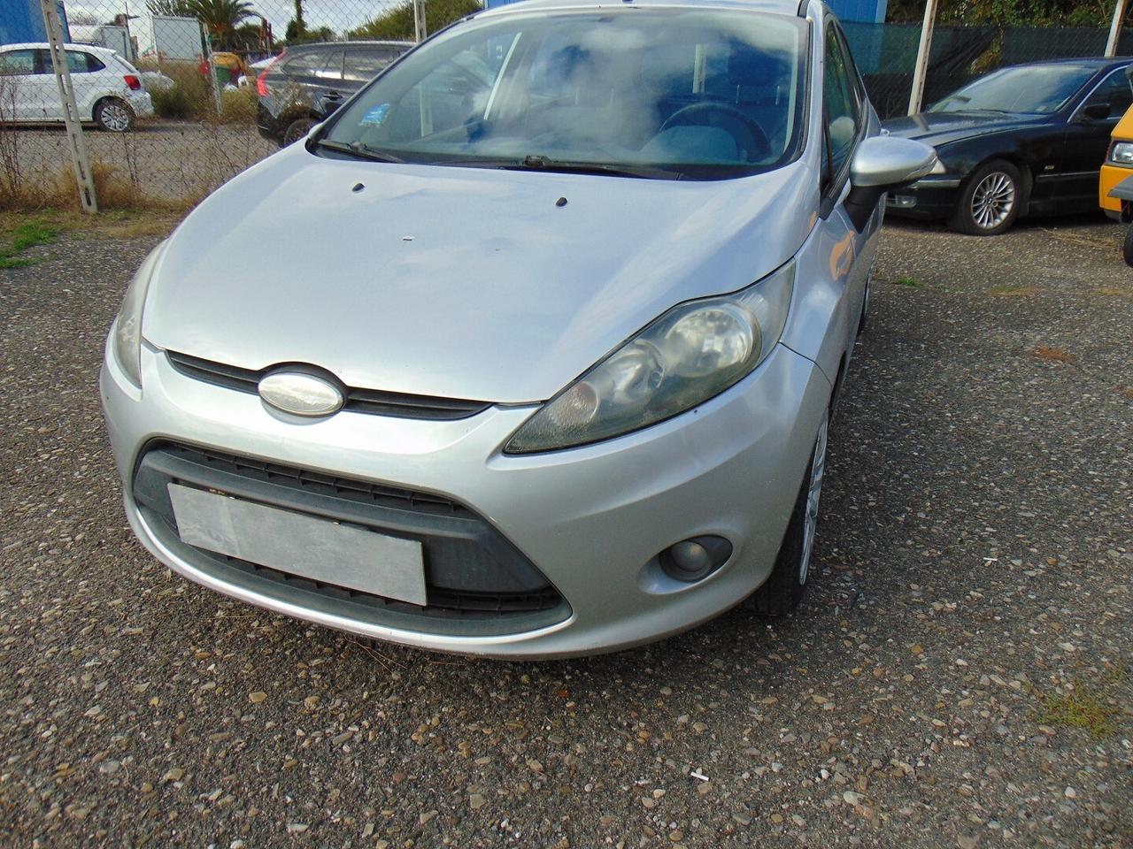 ford fiesta 1.4 disel del 2010