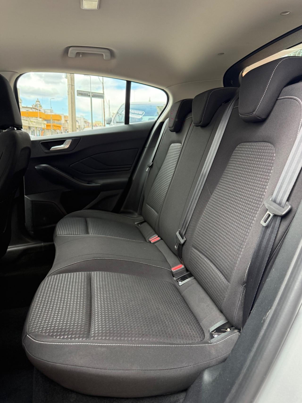 Ford Focus 1.0 EcoBoost Hybrid 125 CV Titanium 2021