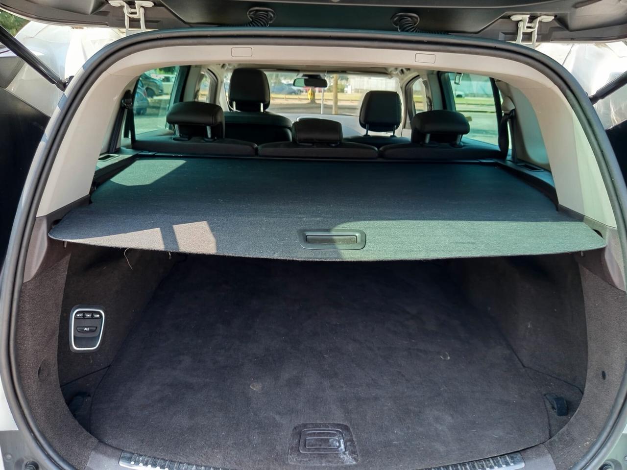 Renault Espace dCi 160CV EDC Energy Initiale Paris