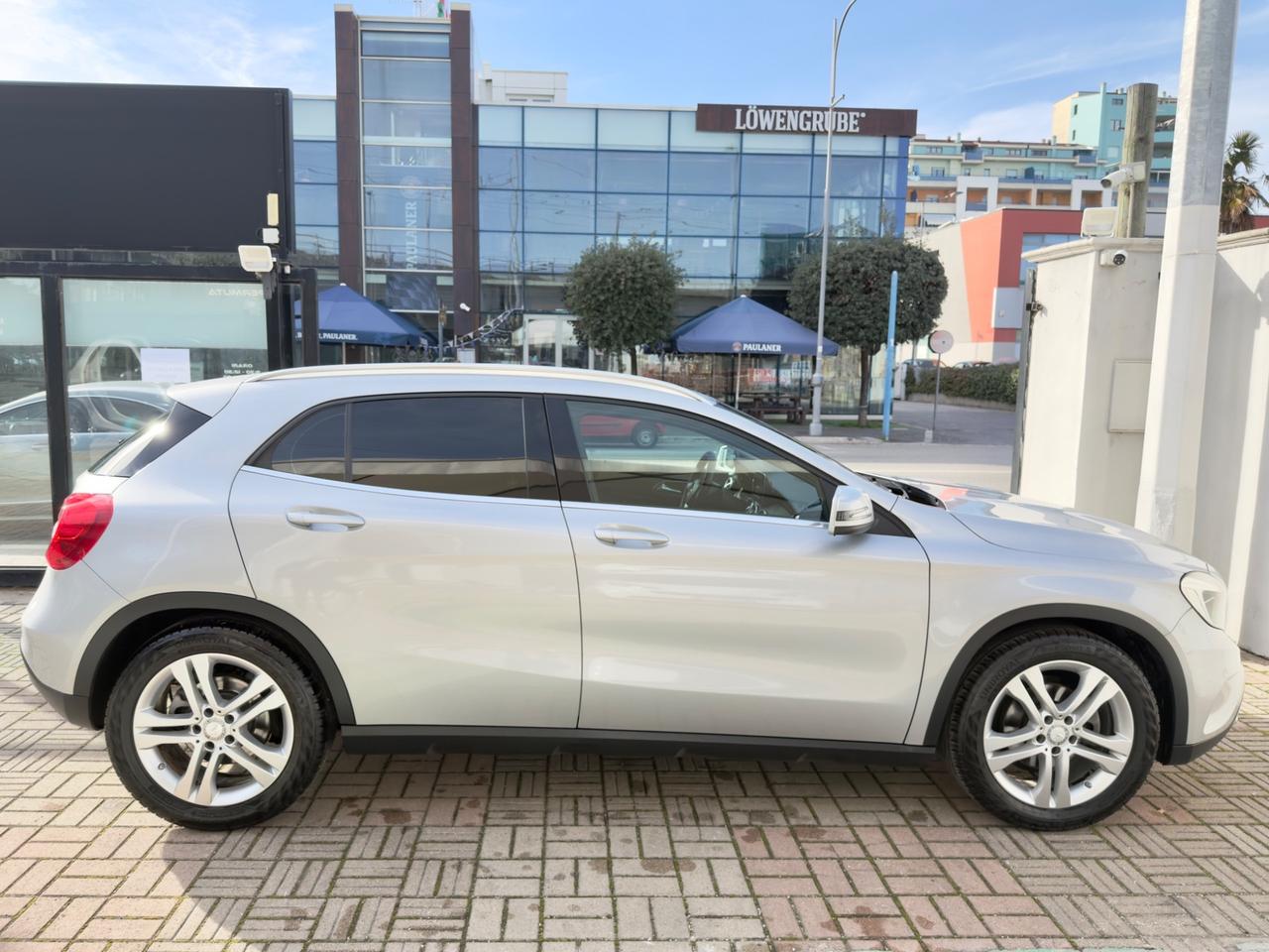 Mercedes GLA 180 d Sport - GARANZIA