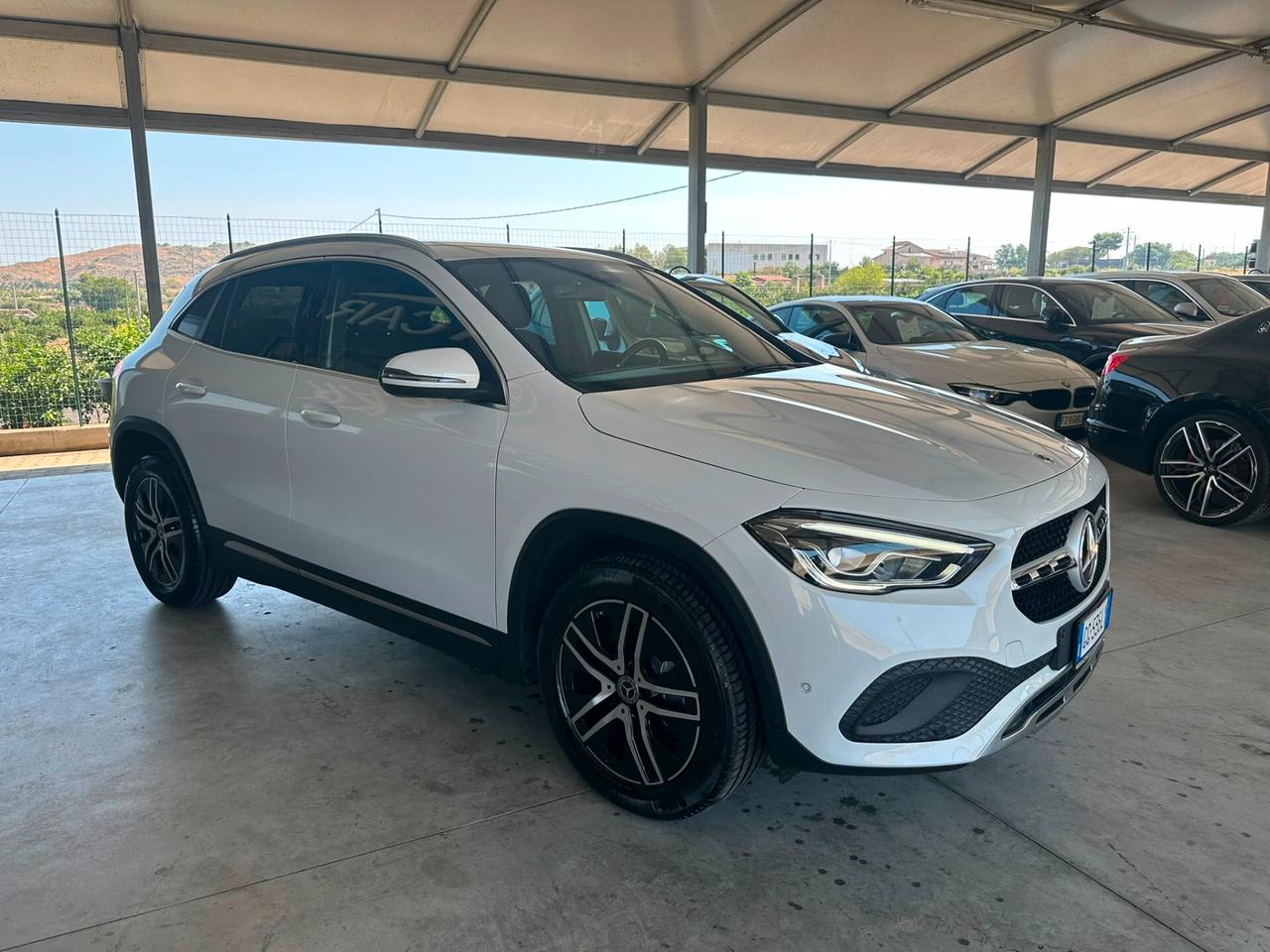 MERCEDES GLA 200 MERCEDES BENZ. 4MATIC SPORT PLUS