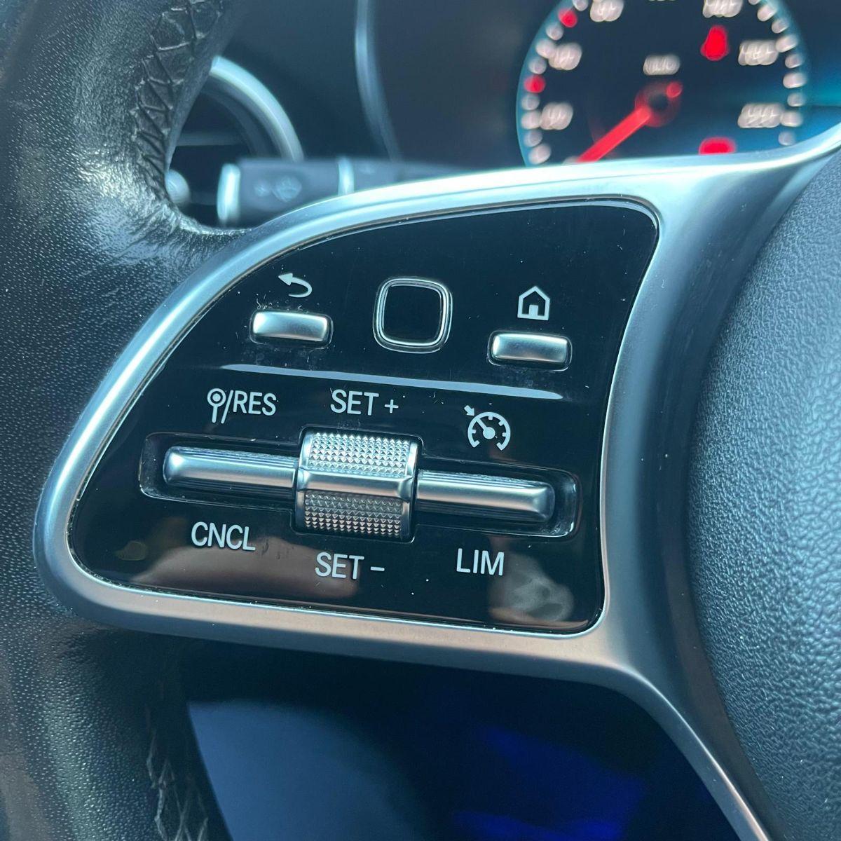 MERCEDES - Classe C - 220 d 4Matic Premium AMG