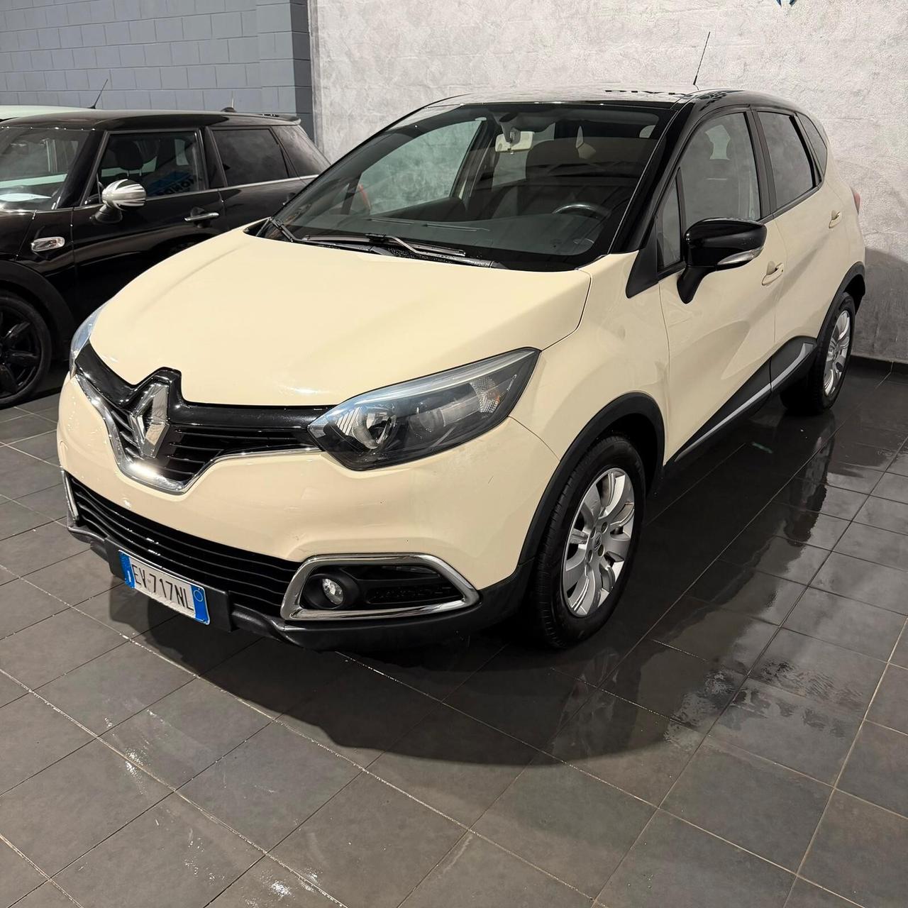 Renault Captur 1.5 dCi NEOPATENTATI+CERCHI IN LEGA+SENSORI PROMO FINO AL 20/12