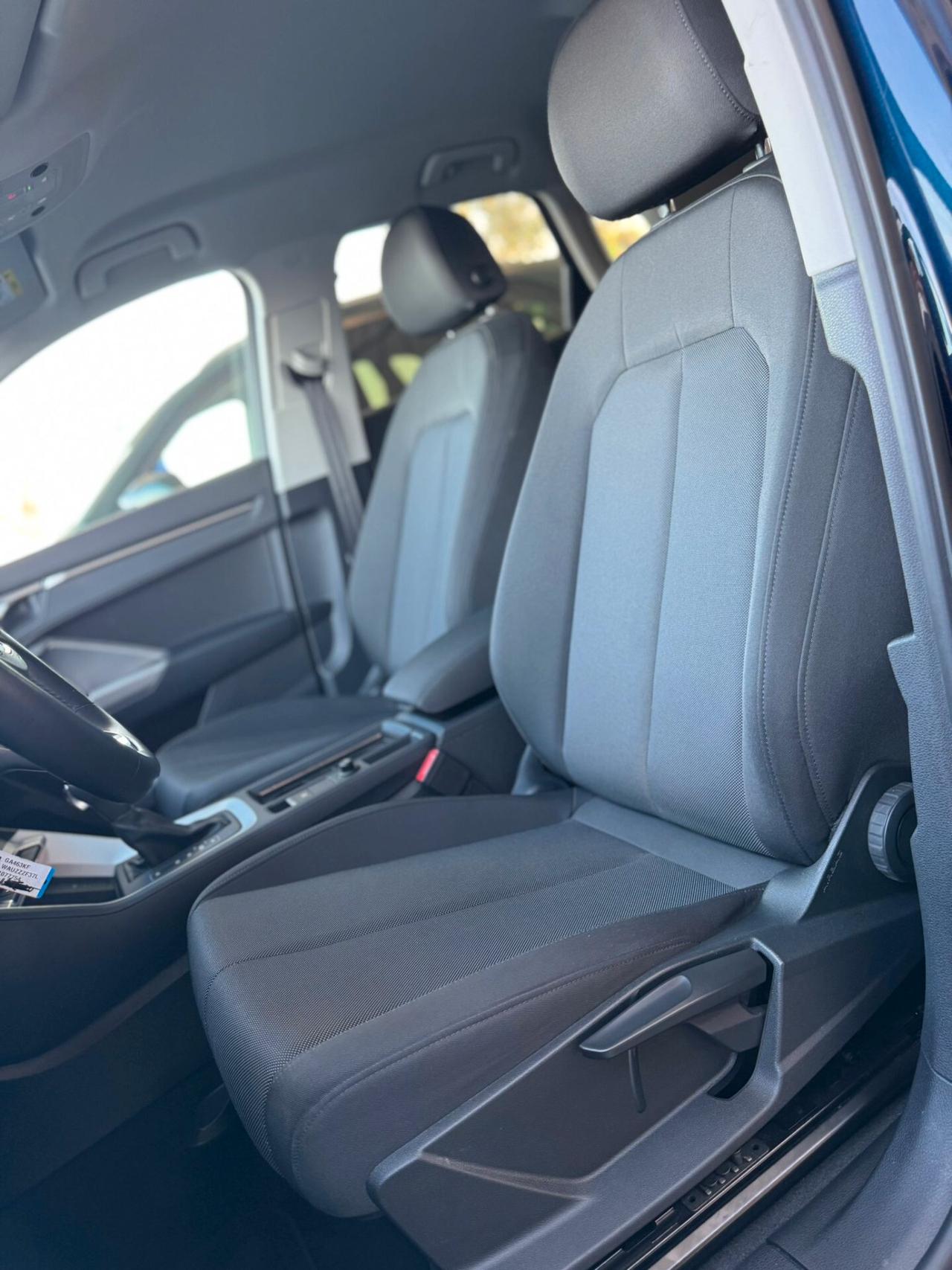 Audi Q3 40 TDI quattro S tronic Business Advanced