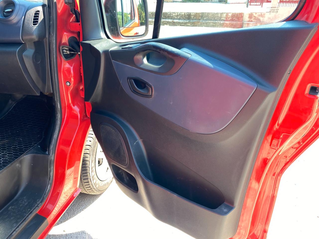 OPEL VIVARO CDTI
