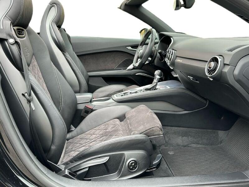 Audi TT TTS Roadster 2.0 TFSI 310 CV quattro S tronic