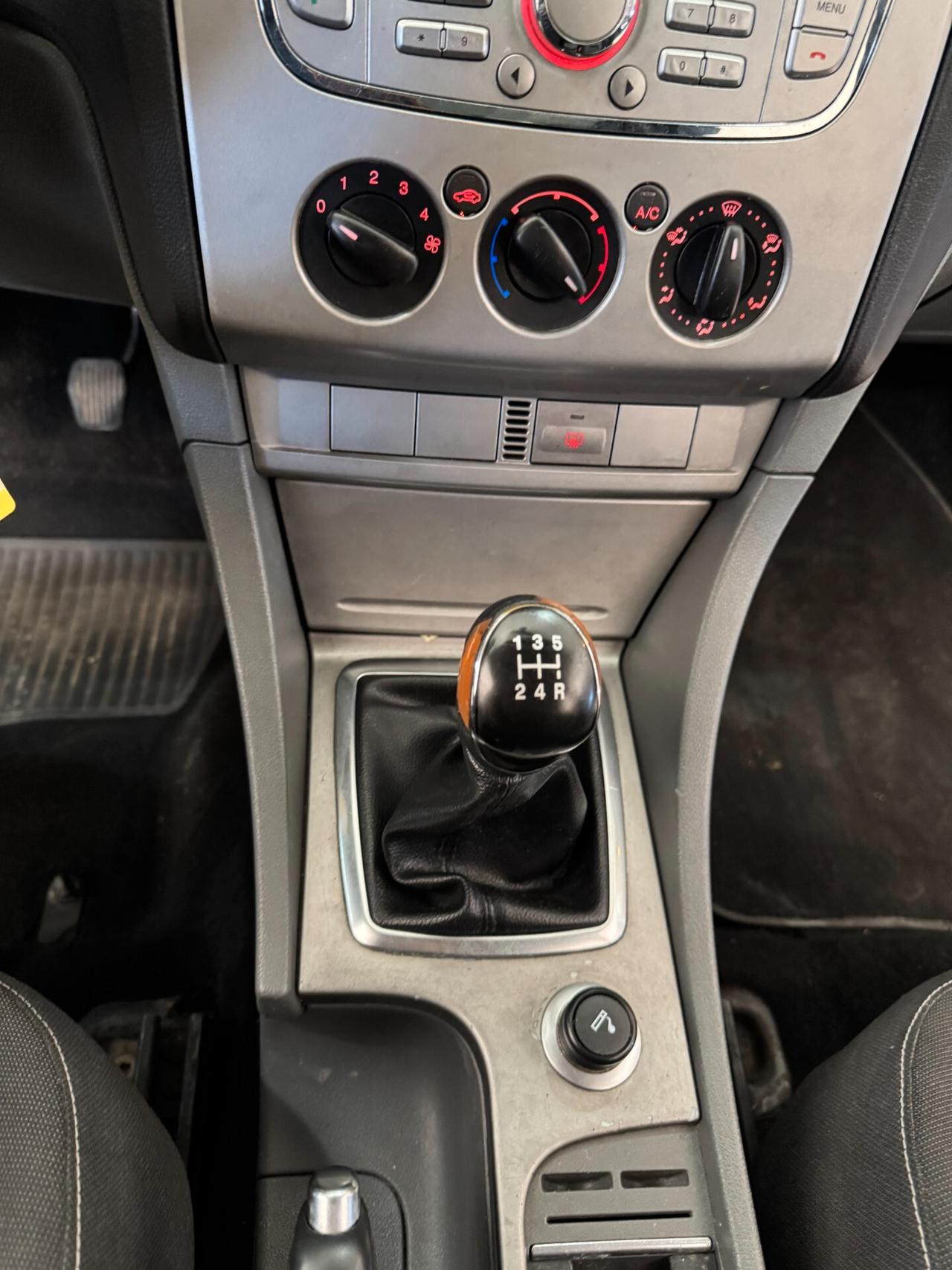 Ford Focus 1.6 TDCi (110CV) SW OK NEOPATENTATI