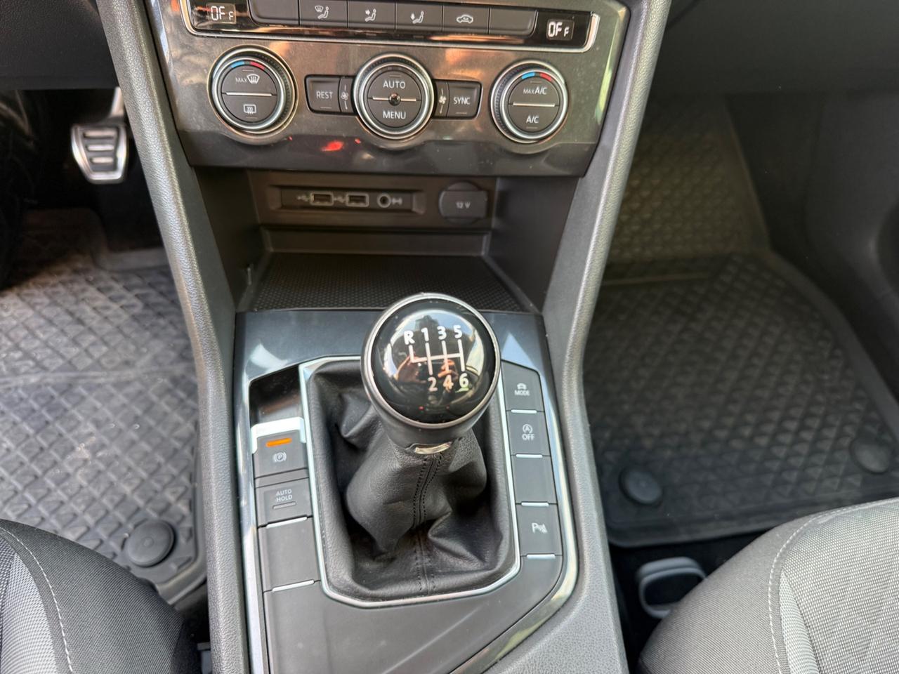 Volkswagen Tiguan 2.0 TDI 150 CV SCR DSG 4MOTION R-Line