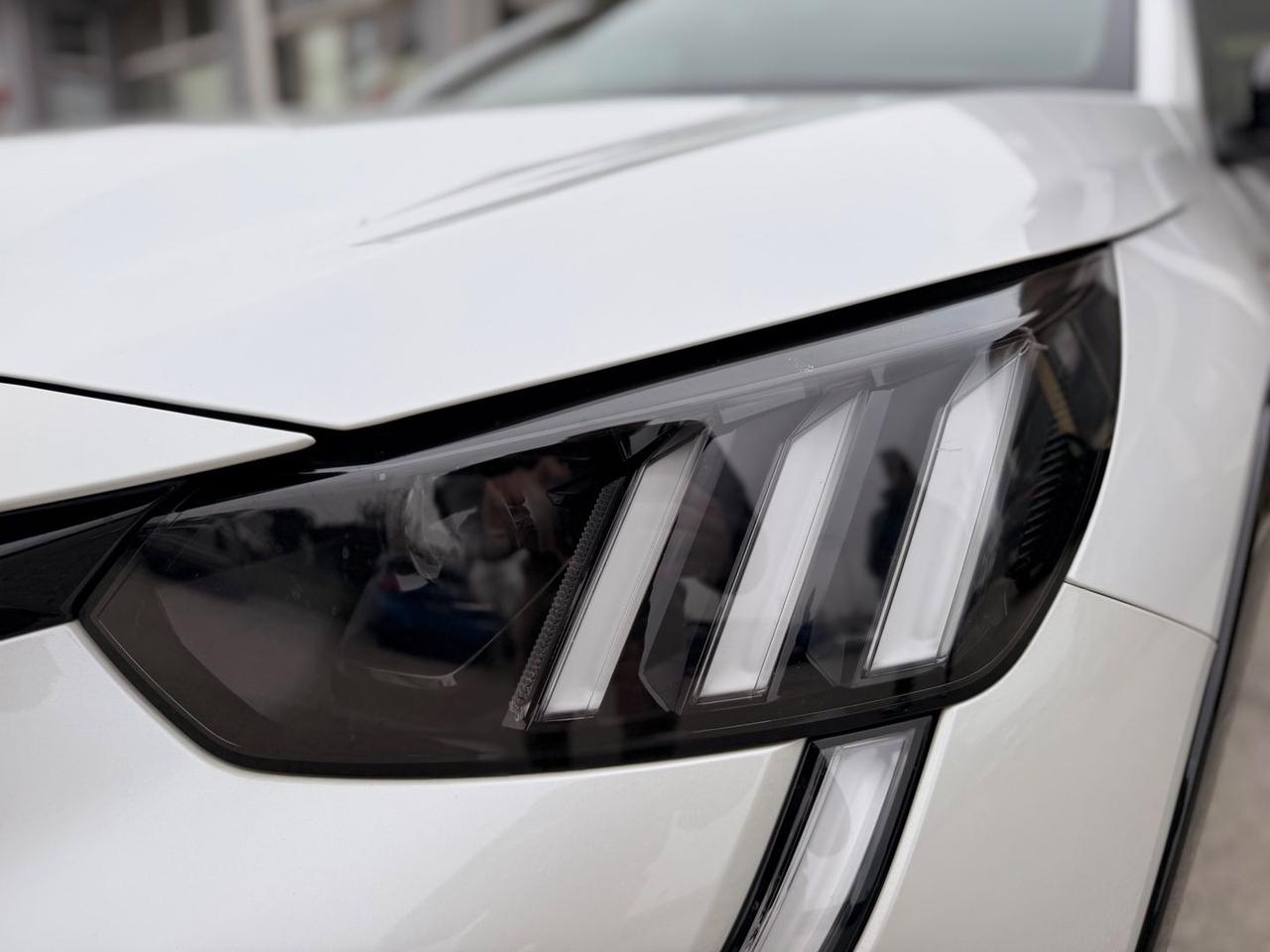 Peugeot 208 GT 1.2 PureTech 100 #8668