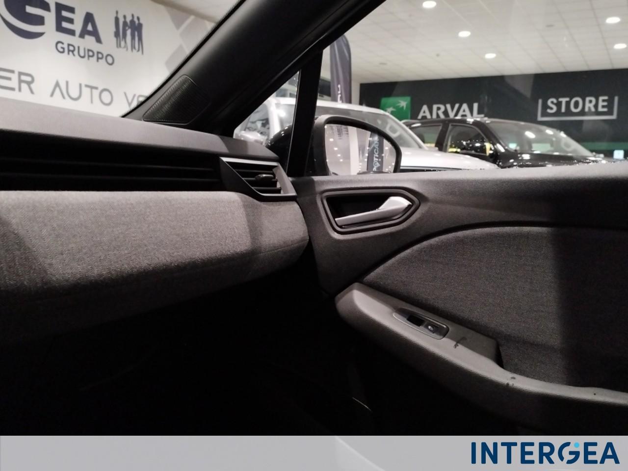 RENAULT Clio 1.0 tce Techno 90cv