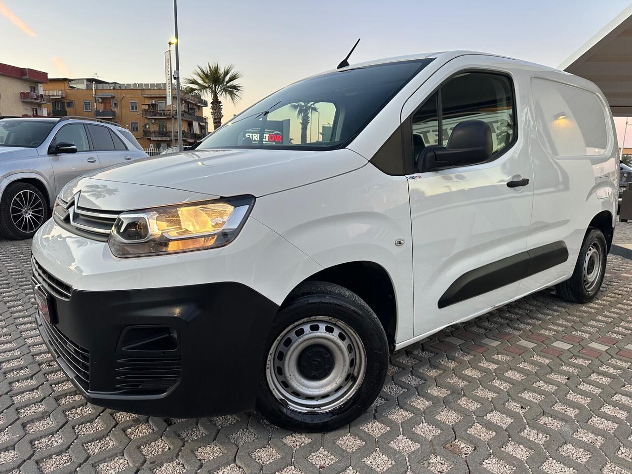 Citroen Berlingo BlueHDi 100 S&S Van M Club