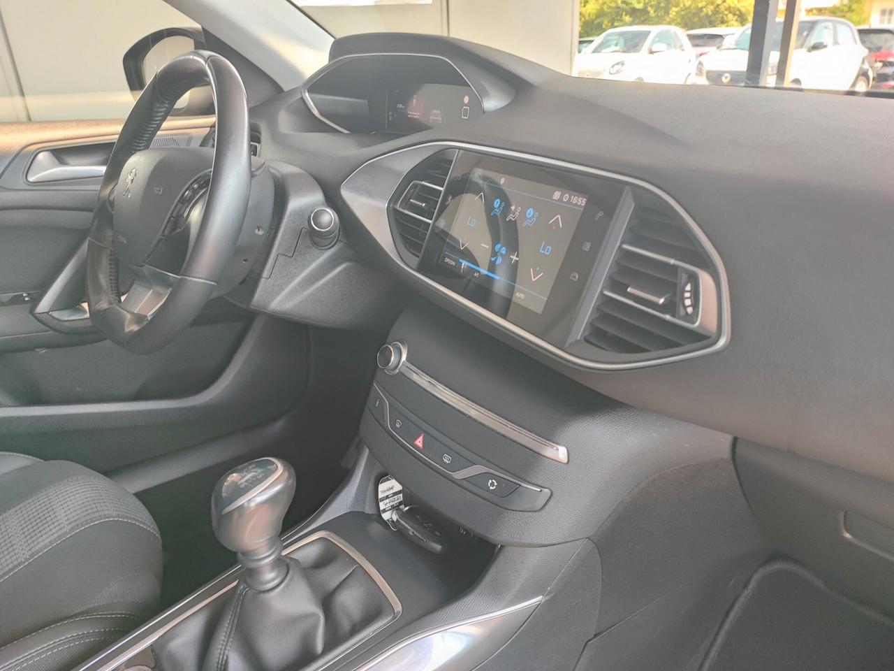 Peugeot 308 PureTech Turbo 130 S&S Allure