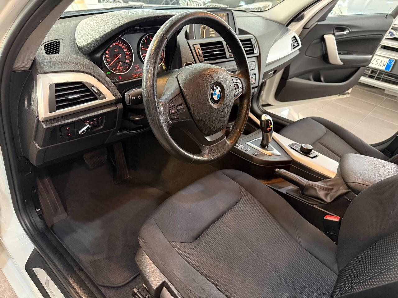 Bmw 116 116d 5p. Efficient Dynamics Urban