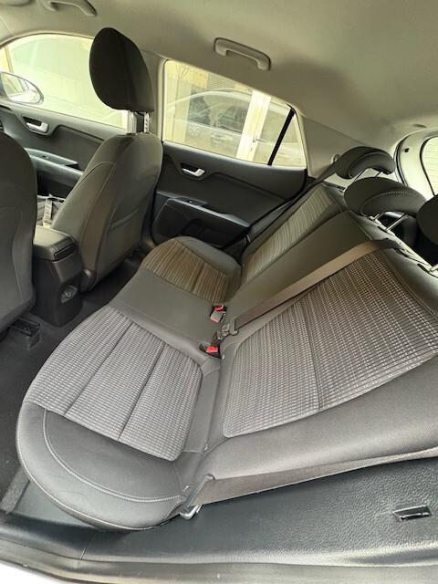 Kia Stonic 1.2 DPI Style