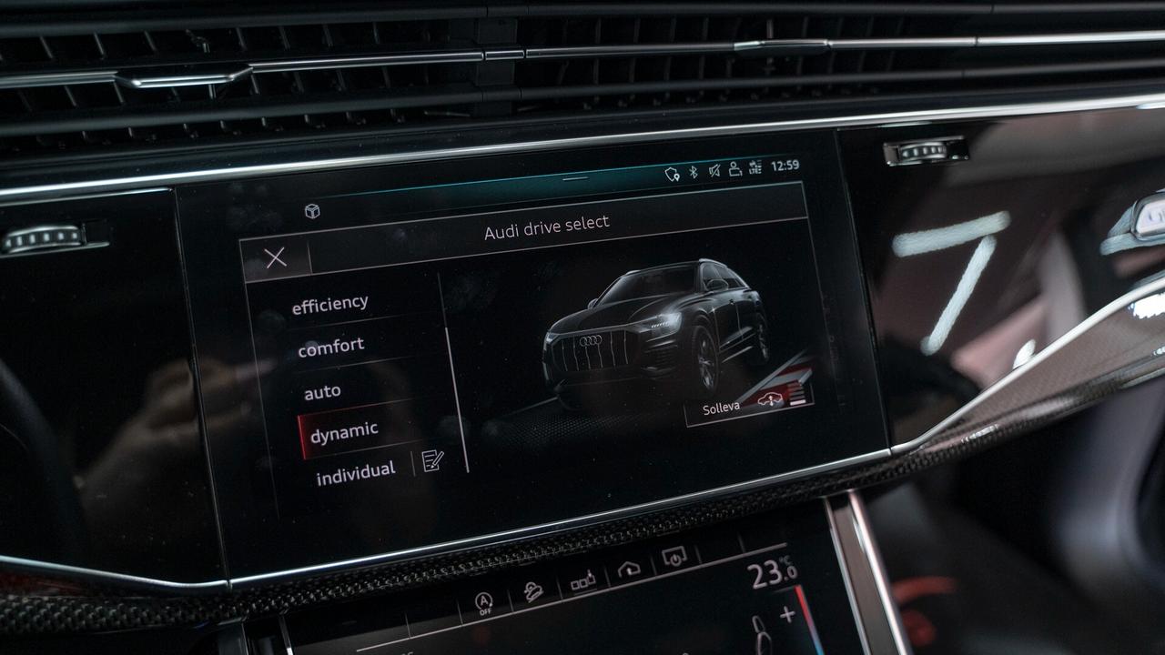 Audi SQ8 4.0 V8 TDI MHEV QUATTRO TETTO B&O CARBON PACK LUCI