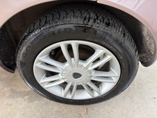 LANCIA Ypsilon 1.2 69 CV Platino OK NEOP INTERNI IN PELLE