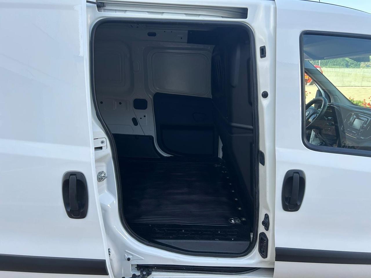 Fiat Doblo Doblò 1.6 MJT 105CV PL-TA Cargo Maxi Lamierato SX
