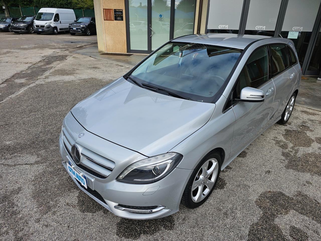 Mercedes-benz B200 - 2015 - Neopatentati