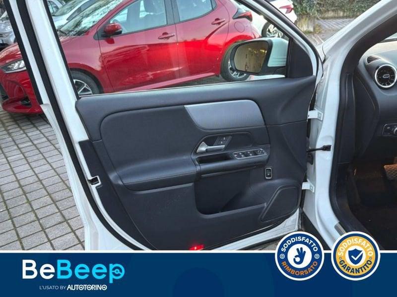 Mercedes-Benz GLA 200 D SPORT AUTO