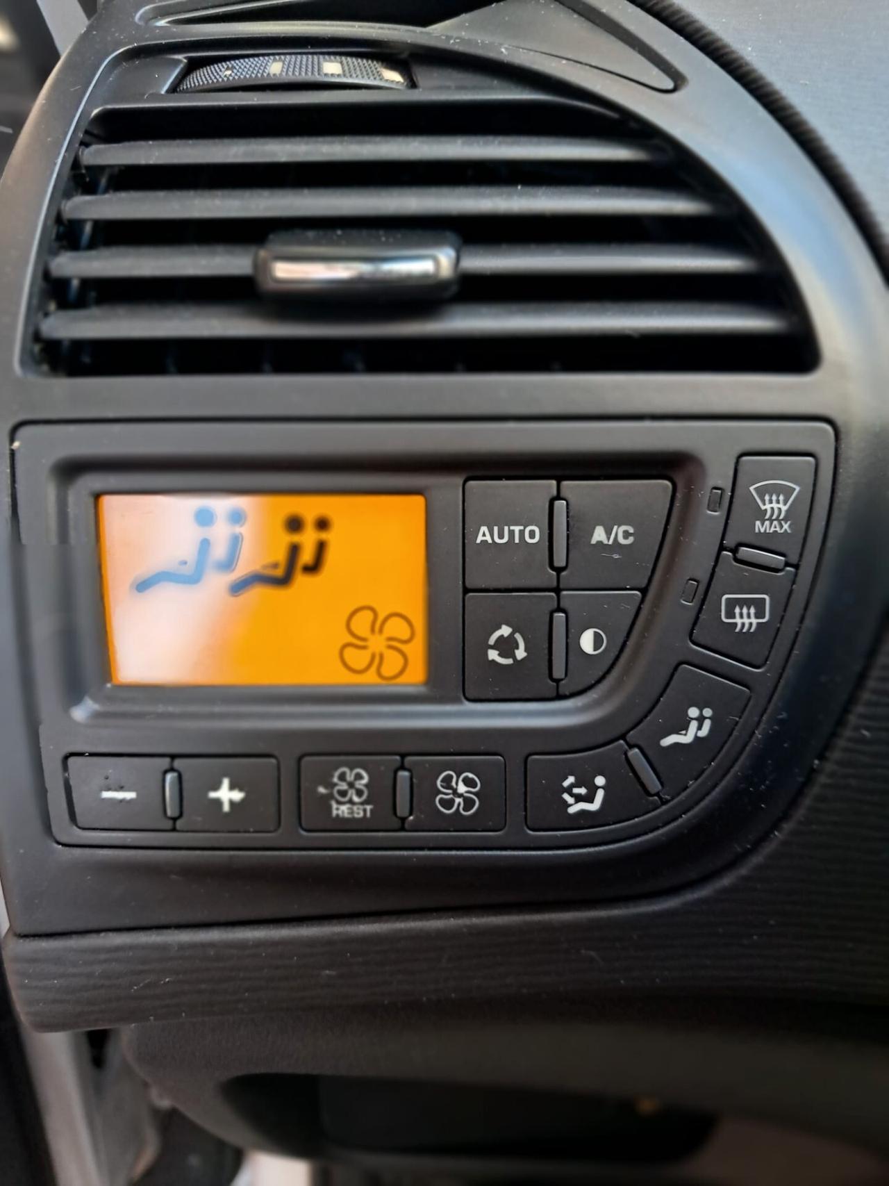 Citroen C4 Picasso 1.6 Diesel 110CV-Euro5390