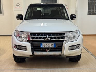 Mitsubishi Pajero 3.2 DI-D 16V aut. 5p. Instyle DPF 7Posti Gancio 4x4