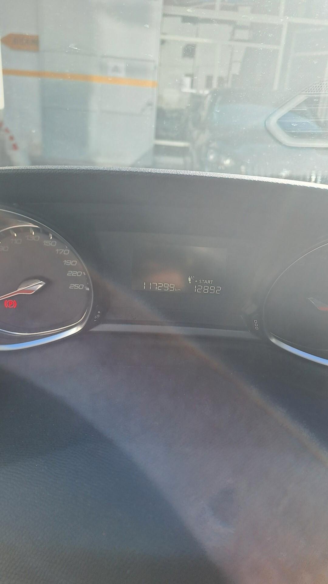 Peugeot 308 1.2 Turbo 130cv Allure